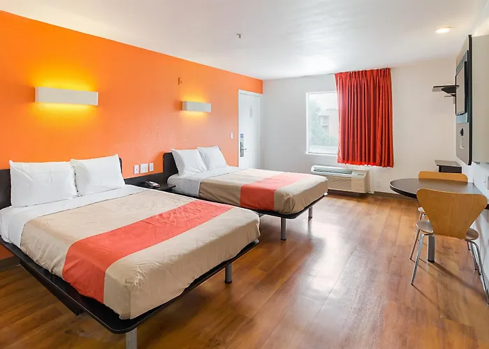 Motel 6-Grand Prairie, Tx - Near Six Flags Drive